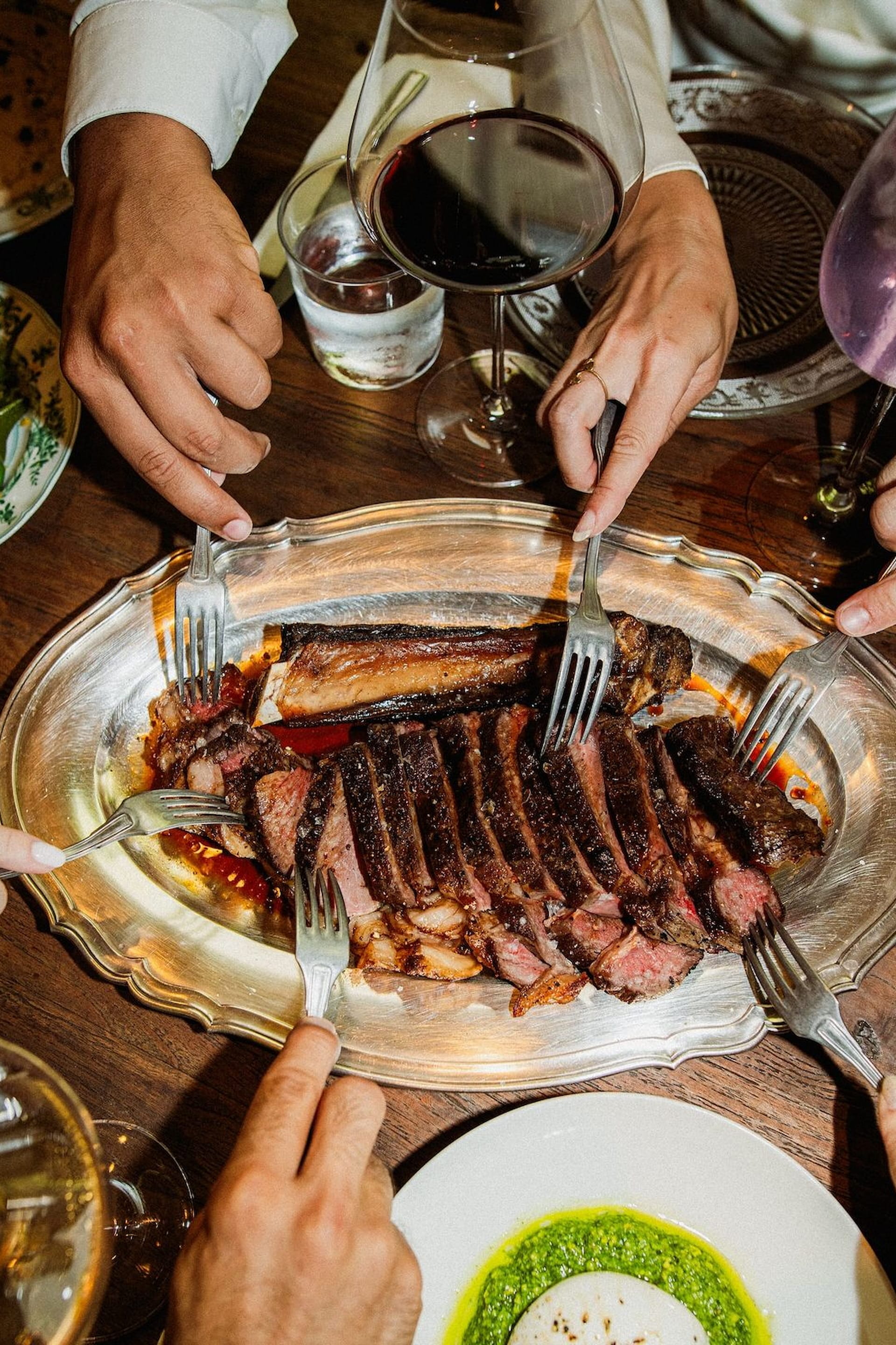 Arrière-plan flouté - Savourez chaque tranche, tendre et intensément parfumée